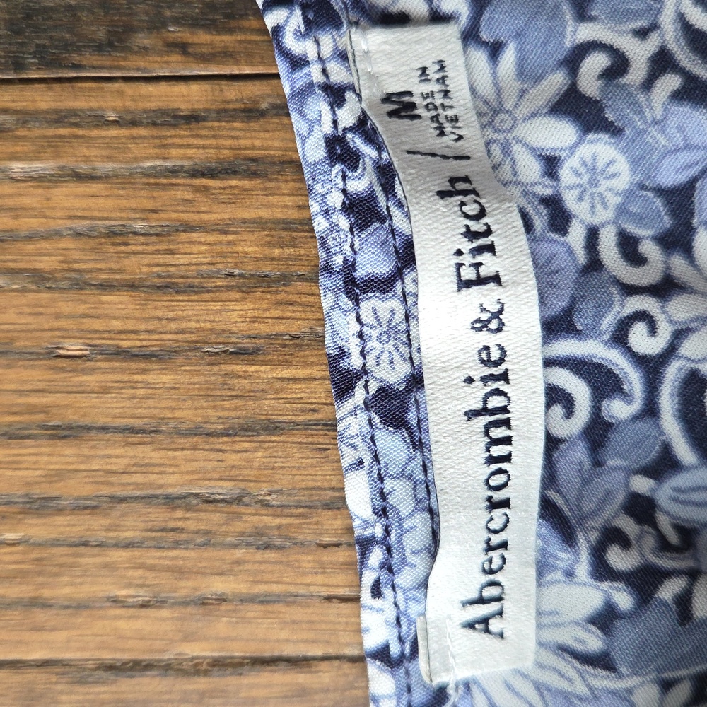 Abercrombie & Fitch Blue Floral V-Neck Cami Tank Top Sleeveless Summer Boho Sz.M - Picture 2 of 12